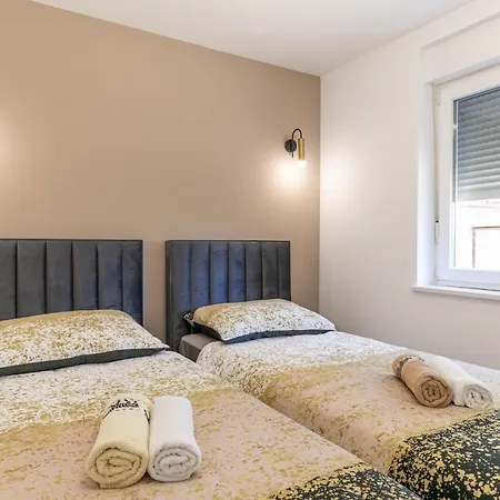 Apartment Suzi *